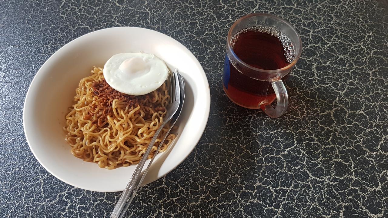 Krowi Inn Surabaya Eksteriør billede